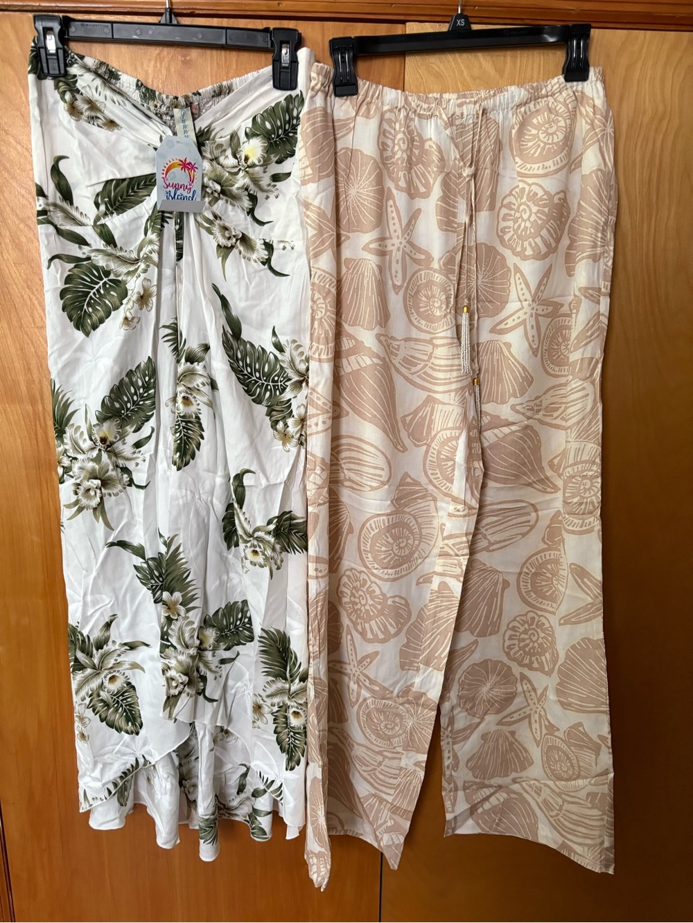 NEW Resort Bundle: Sunny Island Dress (L/Fits S) & Shell Pants (S)